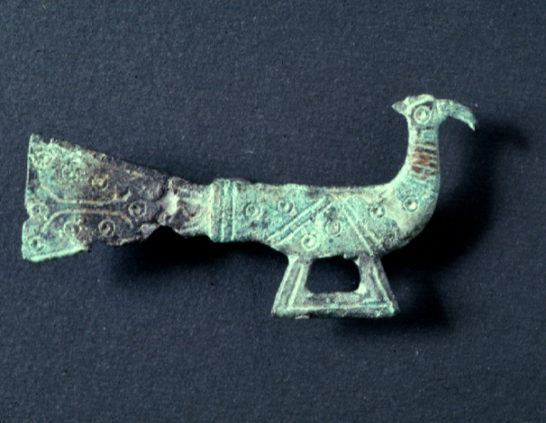 Fibula zoomorfa in bronzo di età longobarda